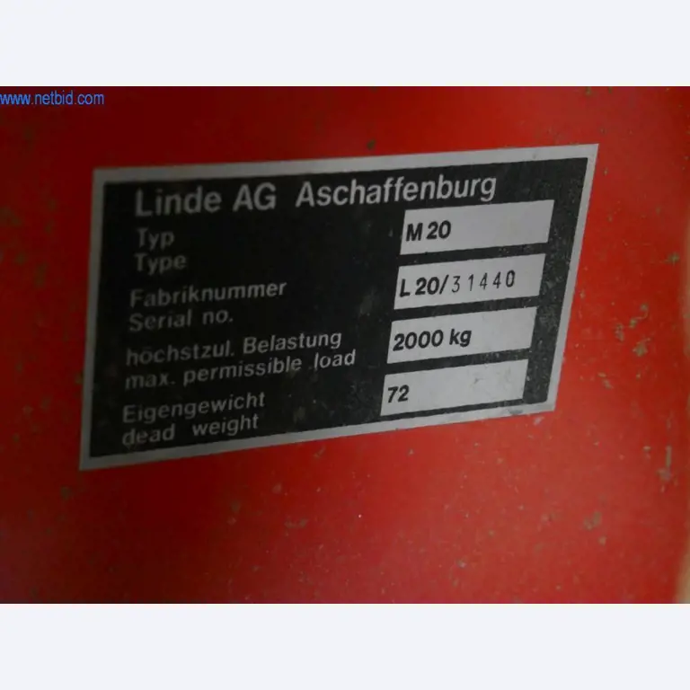 Stroje na výrobu obývacího nábytku-1