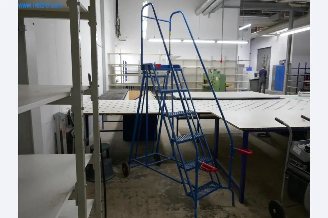 Machines voor de productie van woonkamermeubels-3