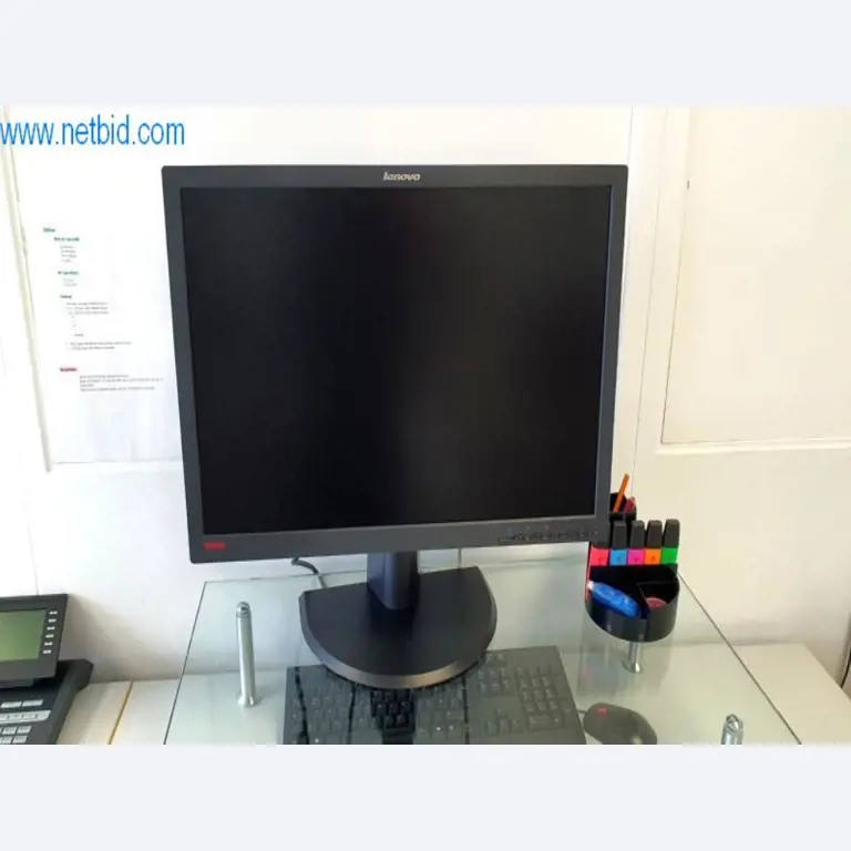 Stroje na výrobu obývacího nábytku-2