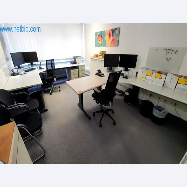 Maschinen zur Herstellung von Wohnraummöbeln-1