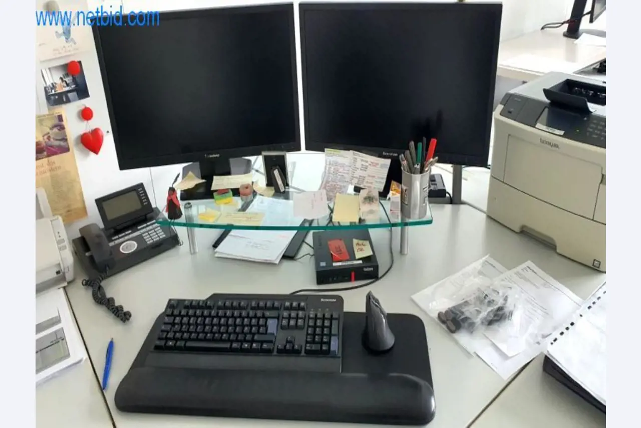 Maschinen zur Herstellung von Wohnraummöbeln-1