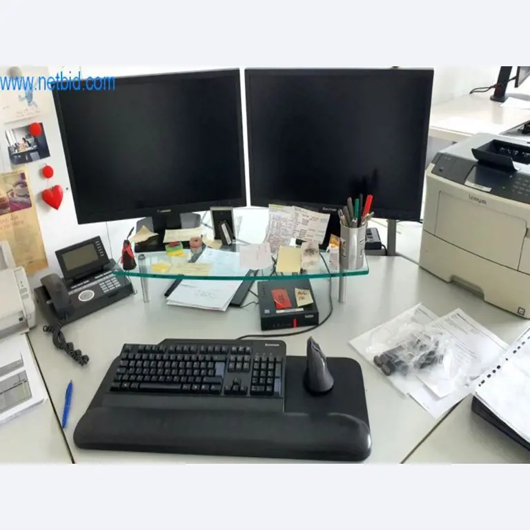 Maschinen zur Herstellung von Wohnraummöbeln-1