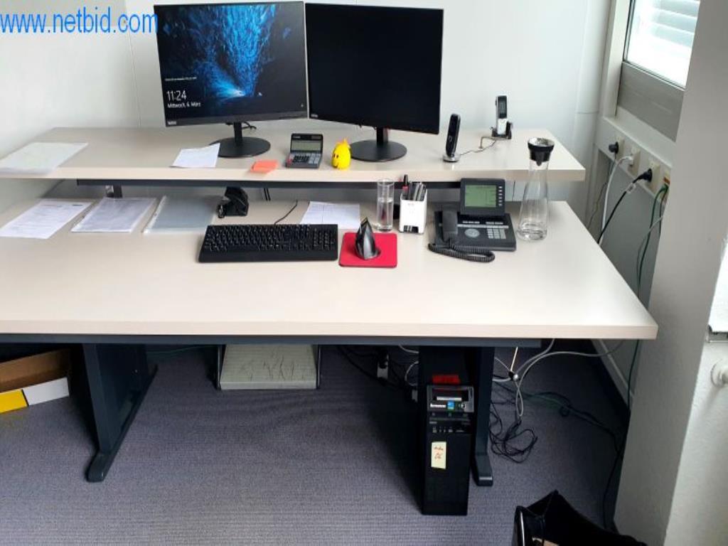 Stroje na výrobu obývacího nábytku-1