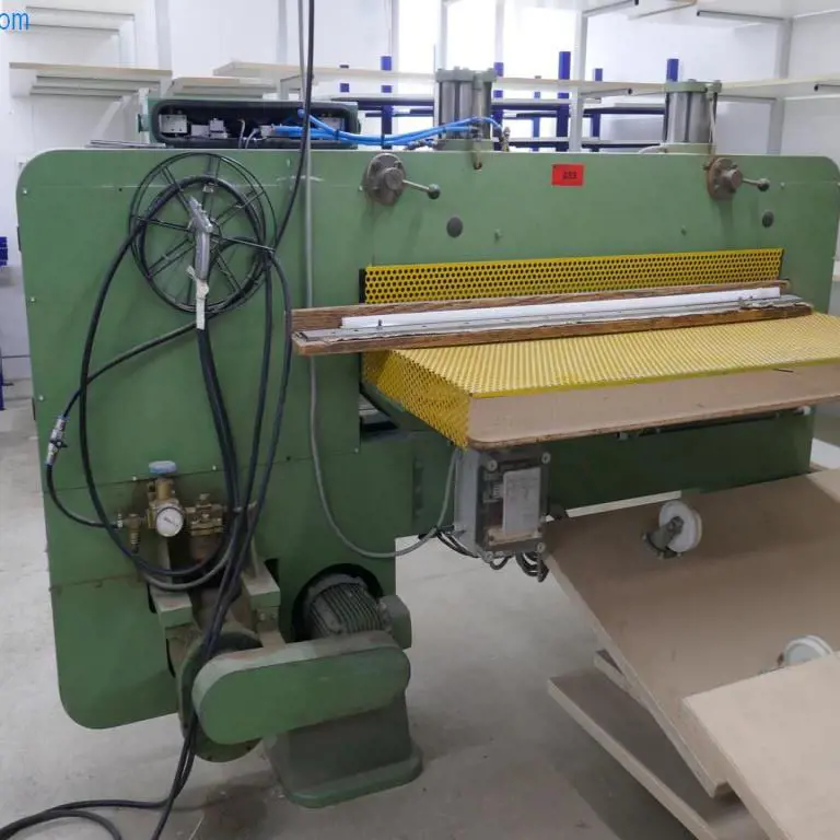 Cross veneer cutter Gustav Josting PFS 1300