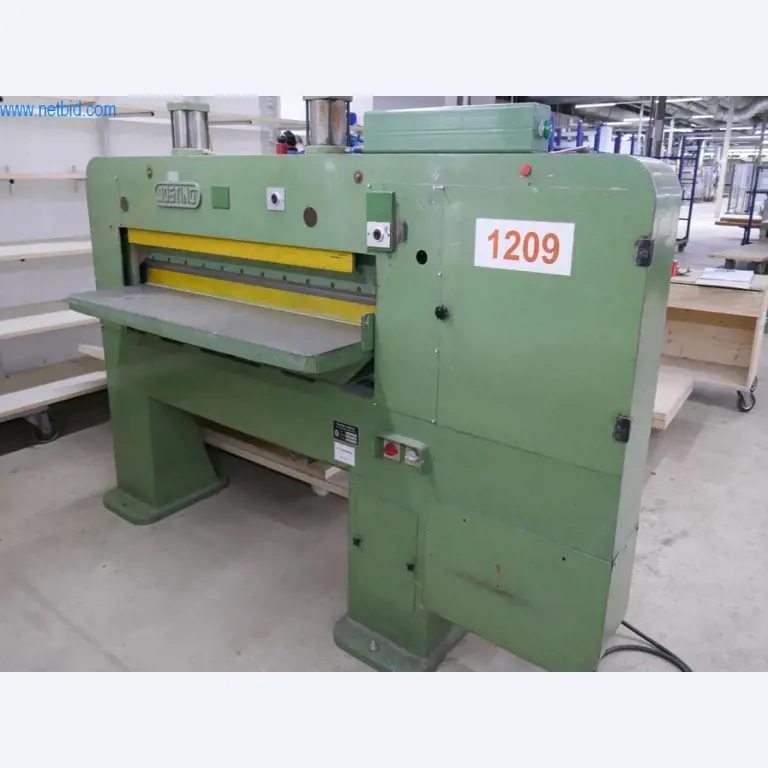 Máquinas para a produção de mobiliário para salas de estar-2