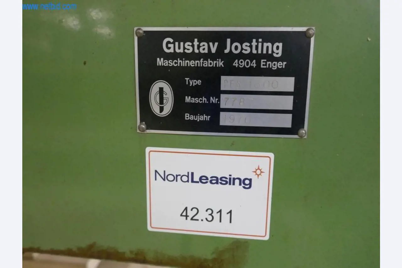 Máquinas para a produção de mobiliário para salas de estar-3