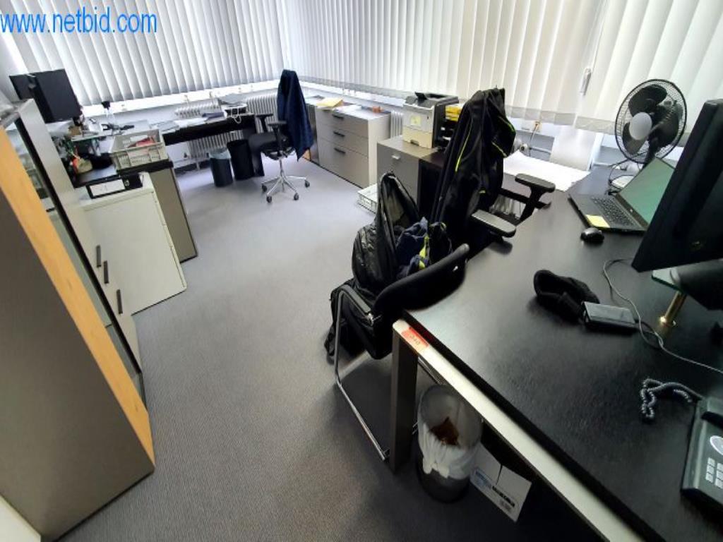 Maschinen zur Herstellung von Wohnraummöbeln-1