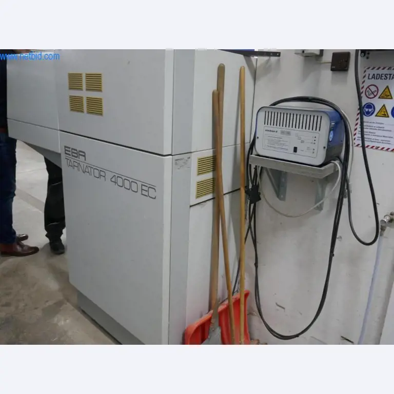 Máquinas para a produção de mobiliário para salas de estar-3