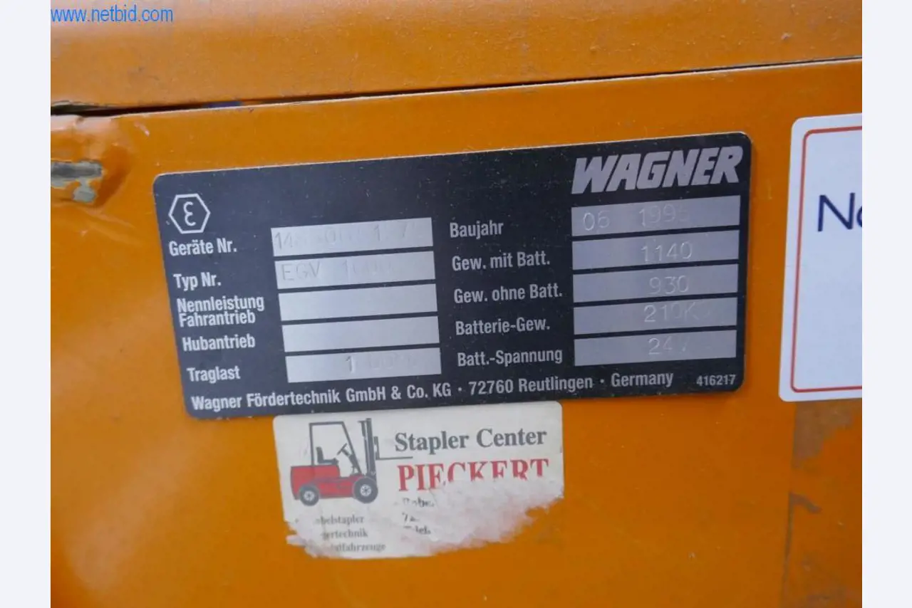 Máquinas para a produção de mobiliário para salas de estar-5