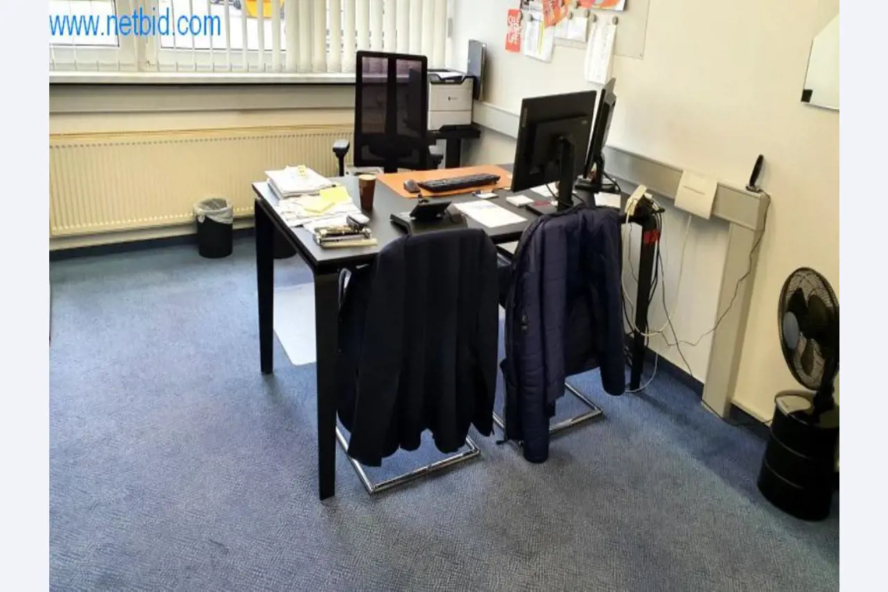 Machines voor de productie van woonkamermeubels-1