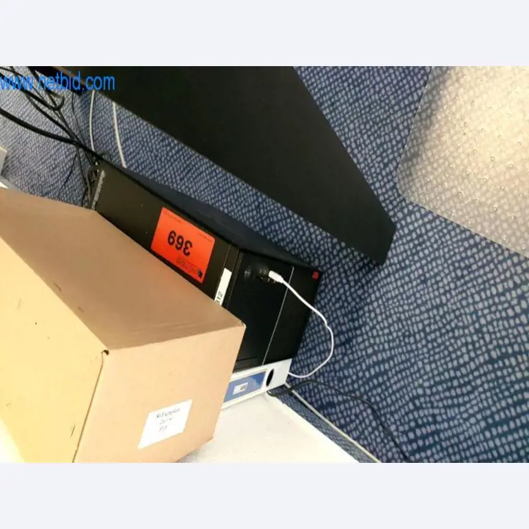 Stroje na výrobu obývacího nábytku-1