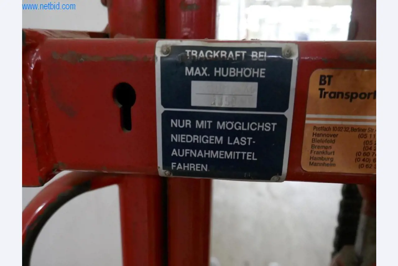 Maschinen zur Herstellung von Wohnraummöbeln-2