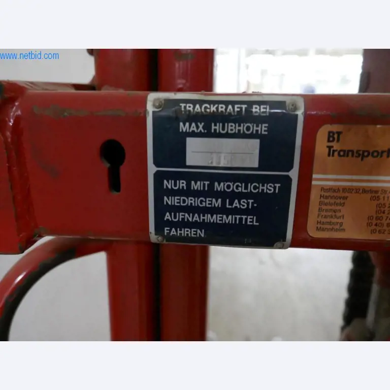 Maschinen zur Herstellung von Wohnraummöbeln-2