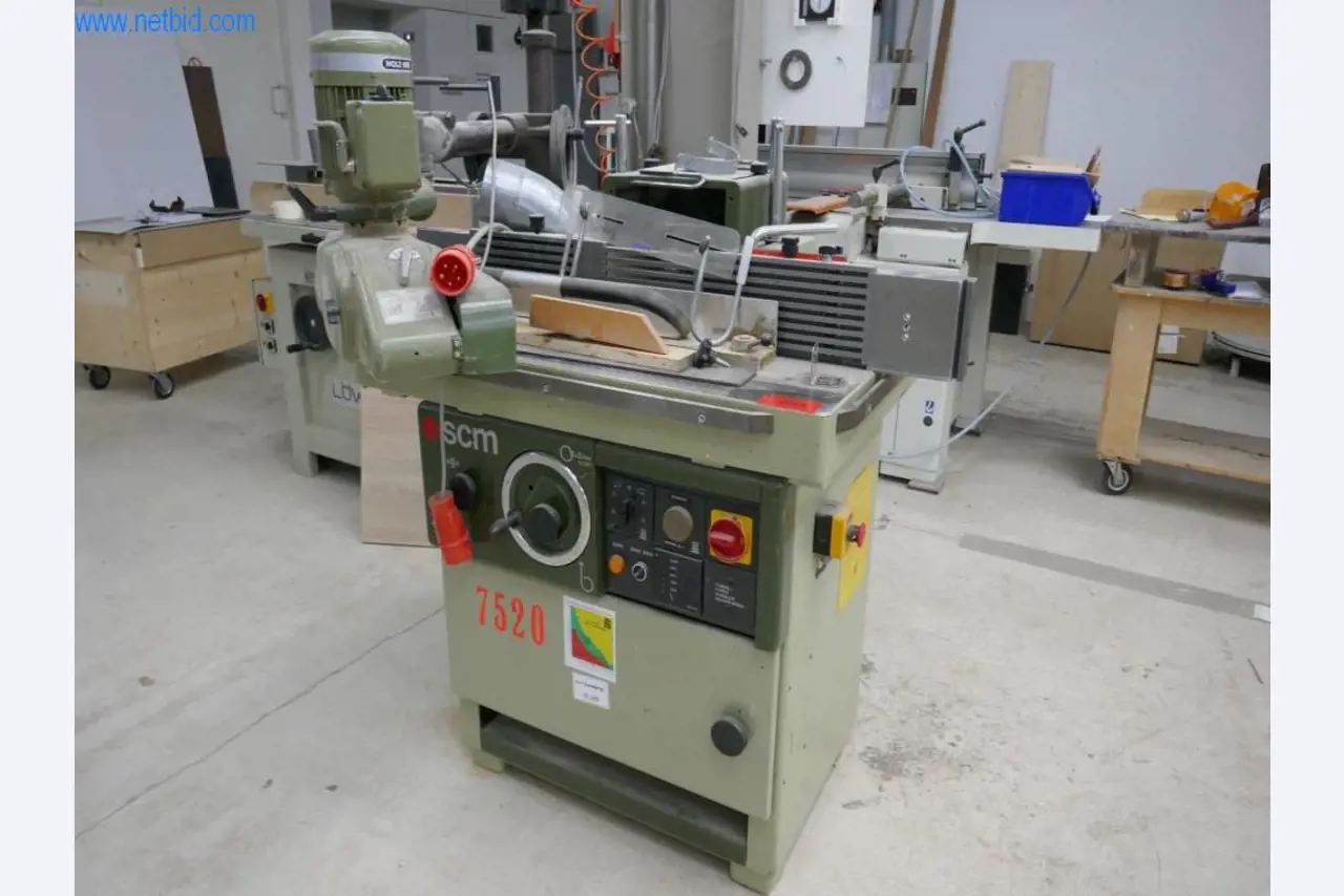 Máquinas para a produção de mobiliário para salas de estar-1