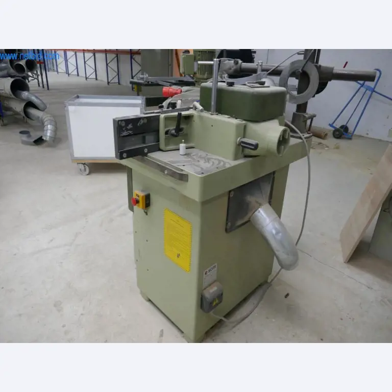 Máquinas para a produção de mobiliário para salas de estar-3