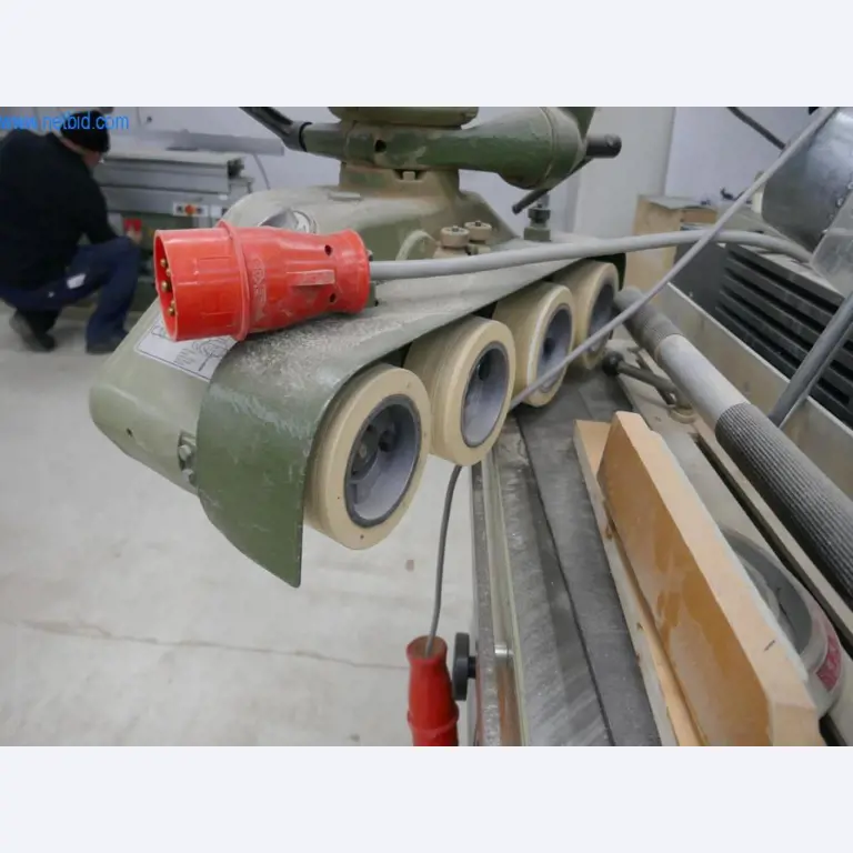 Máquinas para a produção de mobiliário para salas de estar-4