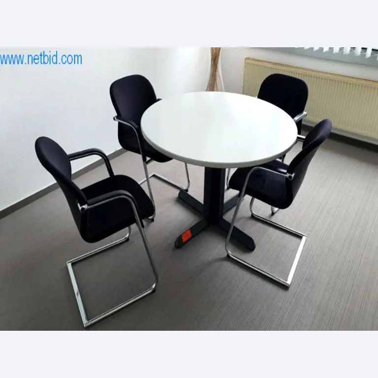 Stroje na výrobu obývacího nábytku-1