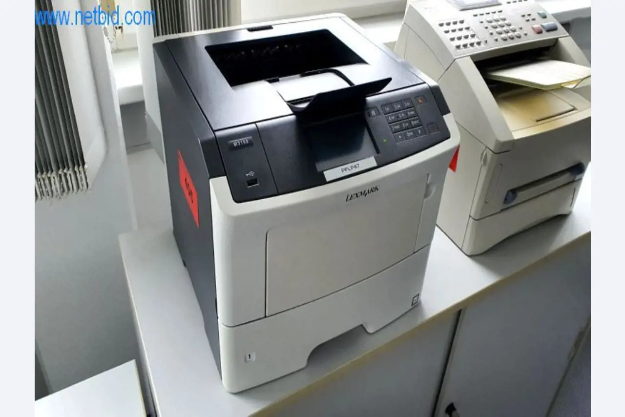 Stroje na výrobu obývacího nábytku-1