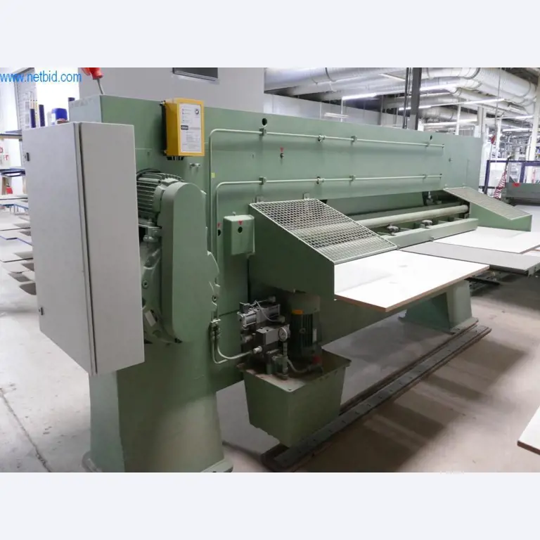 Máquinas para a produção de mobiliário para salas de estar-4