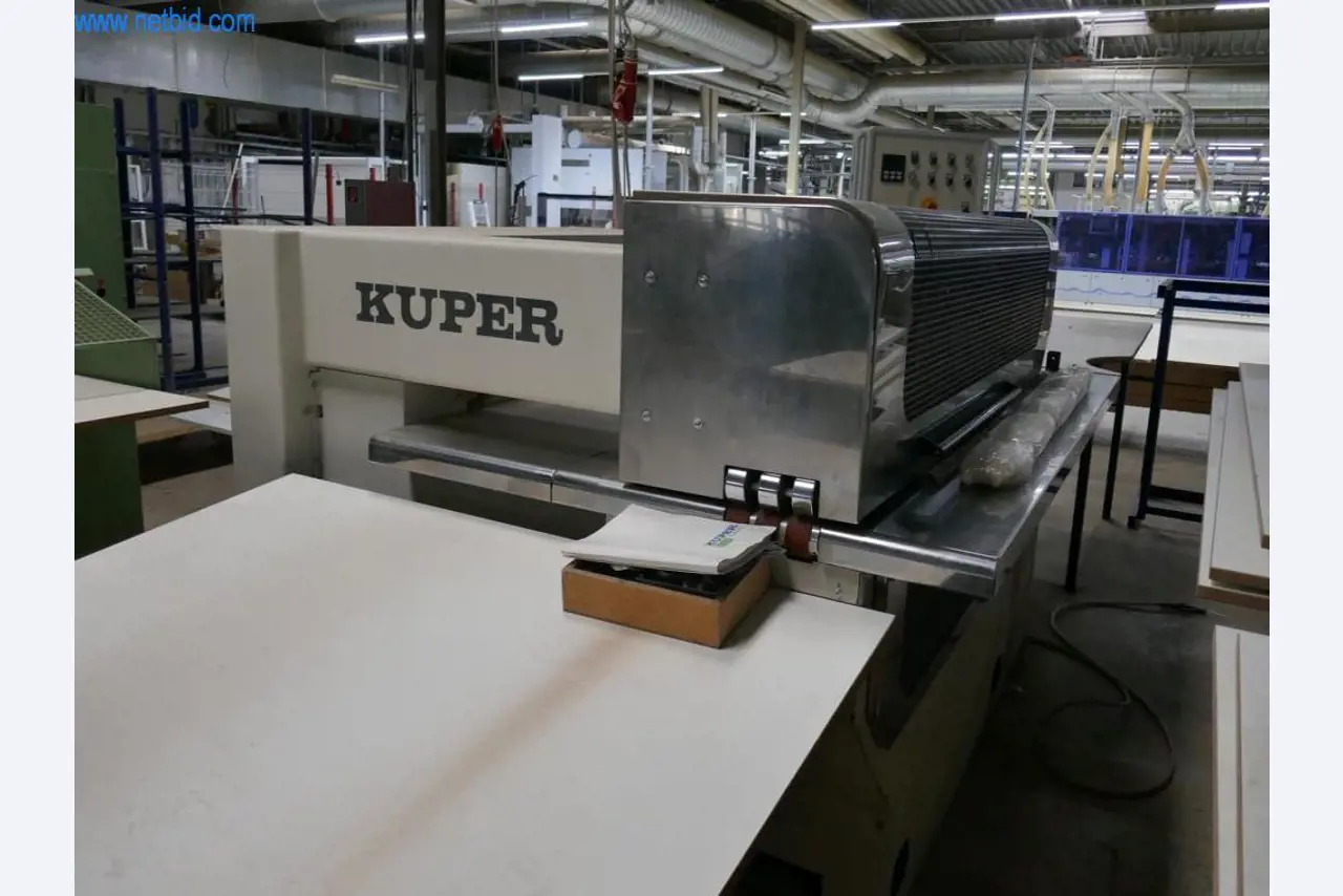 Máquinas para a produção de mobiliário para salas de estar-1