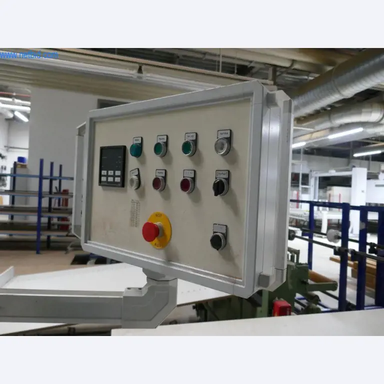 Máquinas para a produção de mobiliário para salas de estar-2