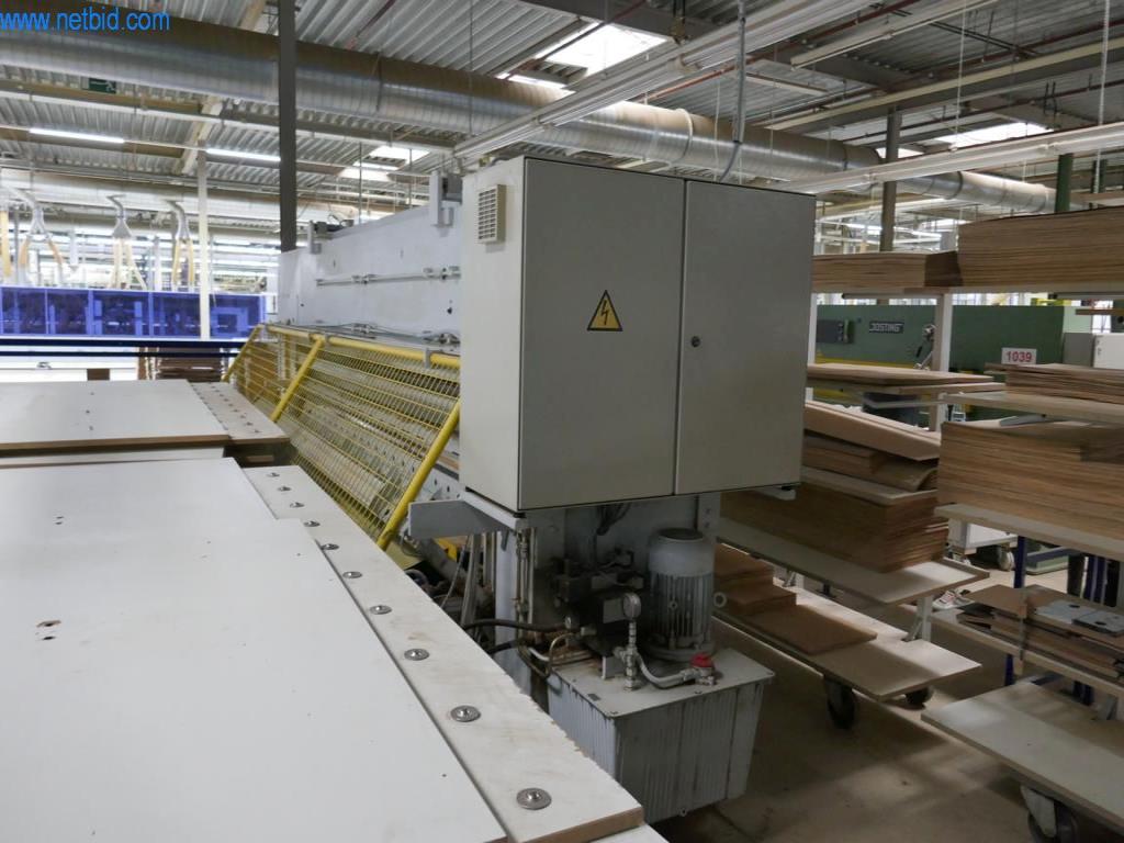 Maszyny do produkcji mebli do salonu-8