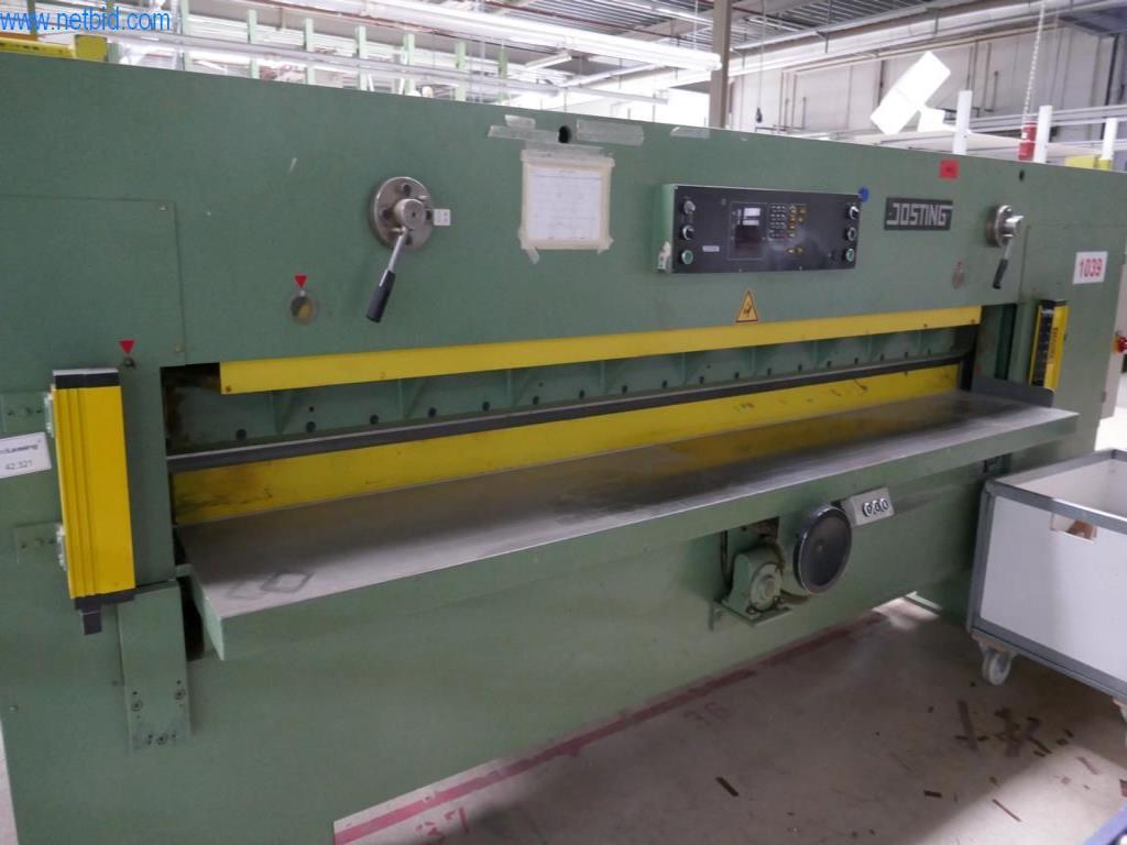 Machines pour la fabrication de meubles d'intérieur-3