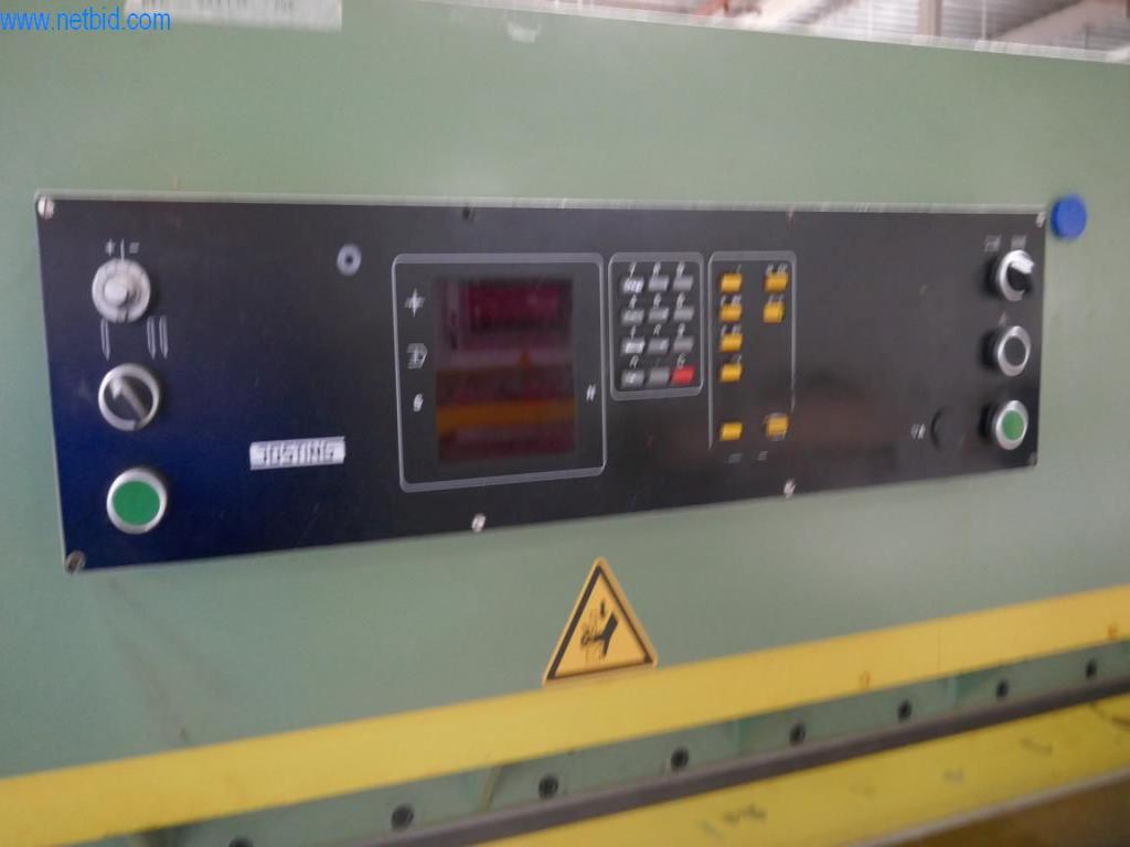 Machines pour la fabrication de meubles d'intérieur-4