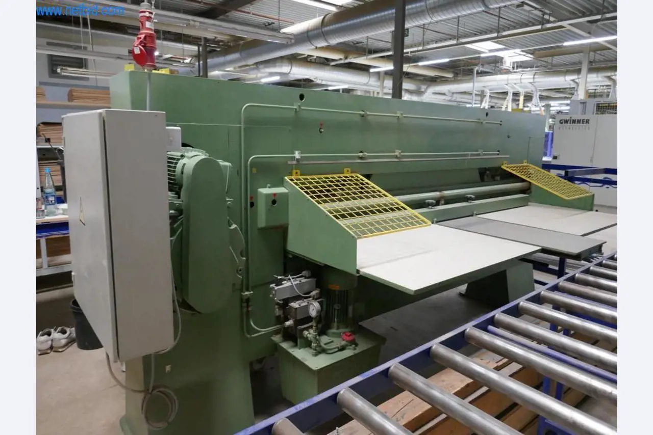 Máquinas para a produção de mobiliário para salas de estar-6