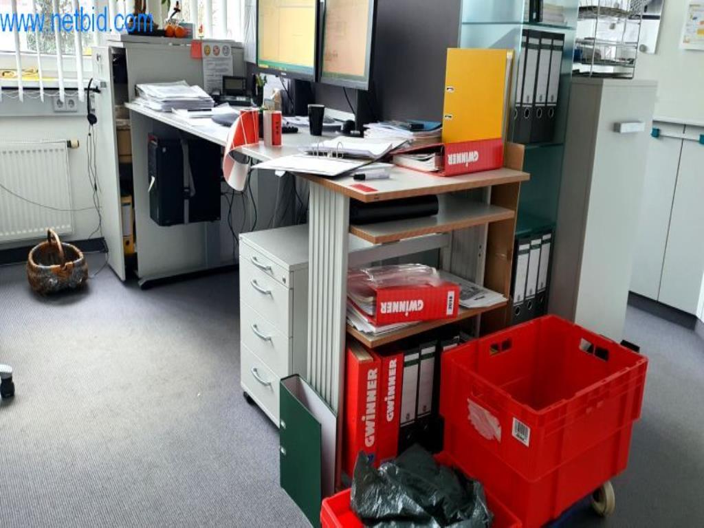 Máquinas para a produção de mobiliário para salas de estar-2