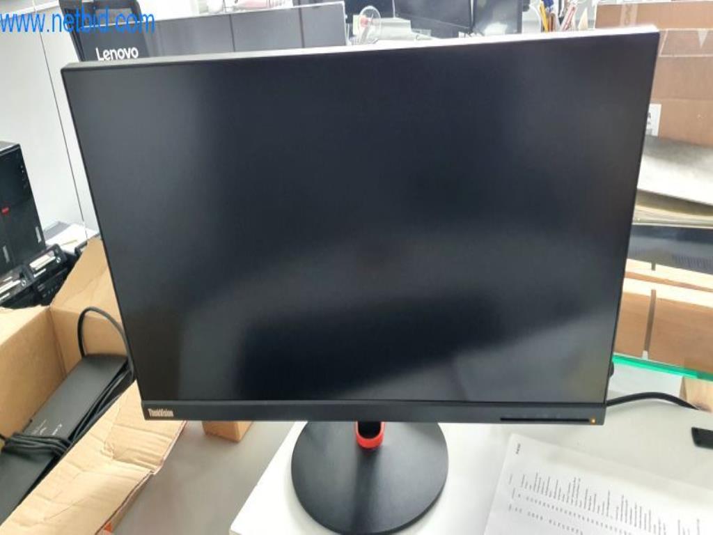 Stroje na výrobu obývacího nábytku-3