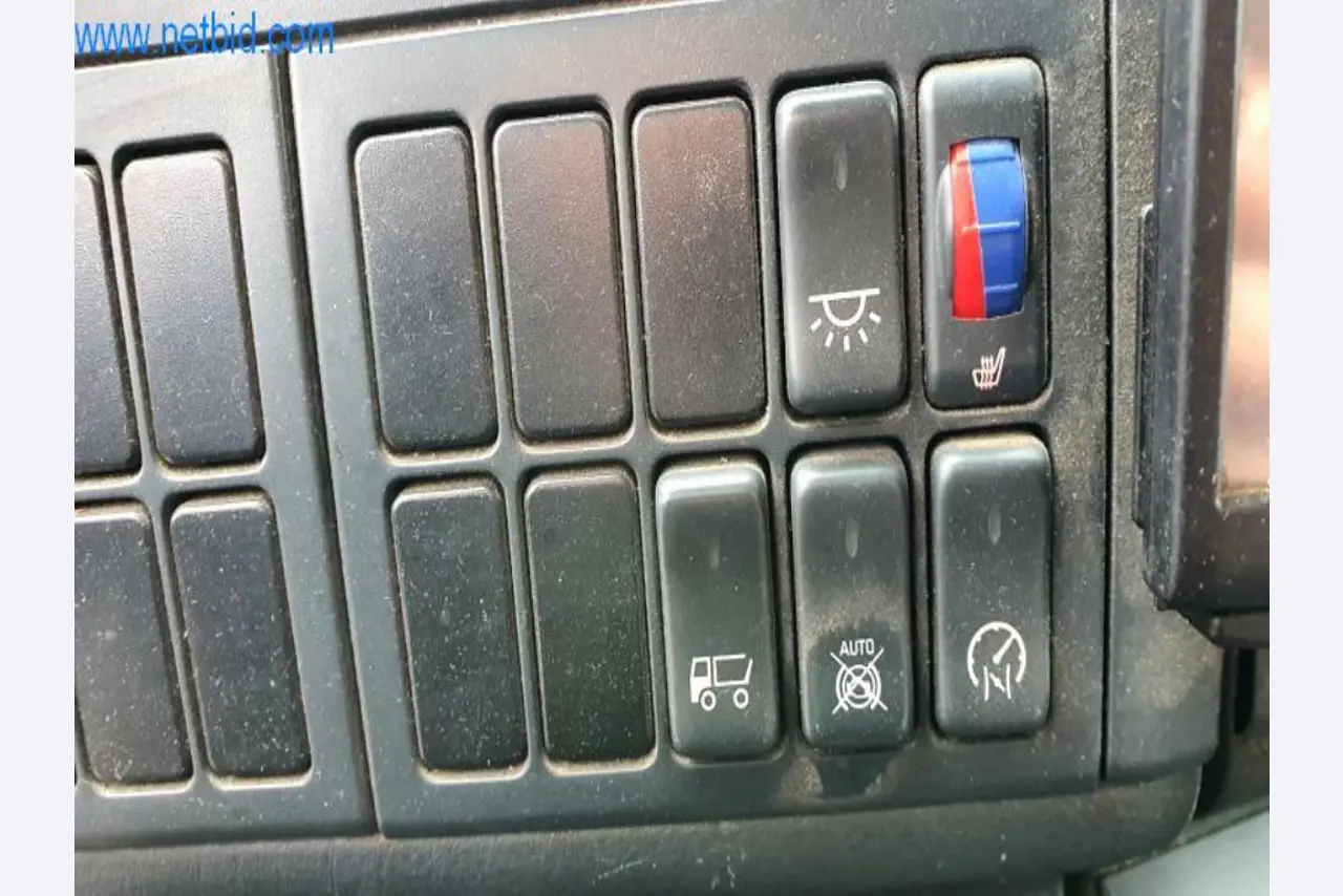 Máquinas para a produção de mobiliário para salas de estar-10