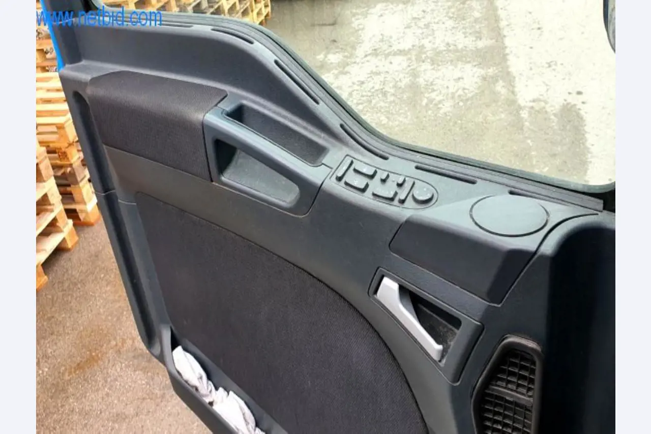 Máquinas para a produção de mobiliário para salas de estar-14