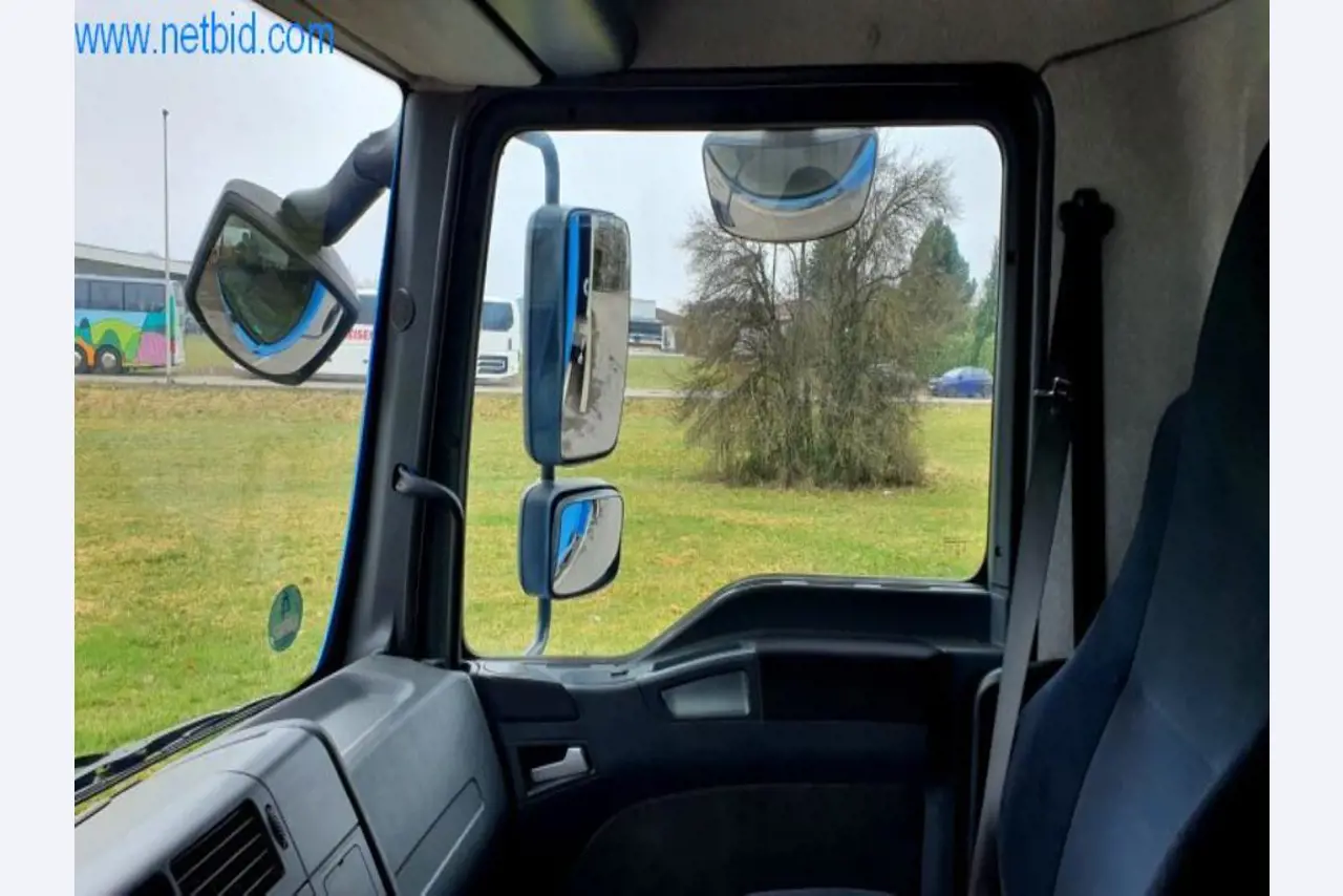 Máquinas para a produção de mobiliário para salas de estar-15