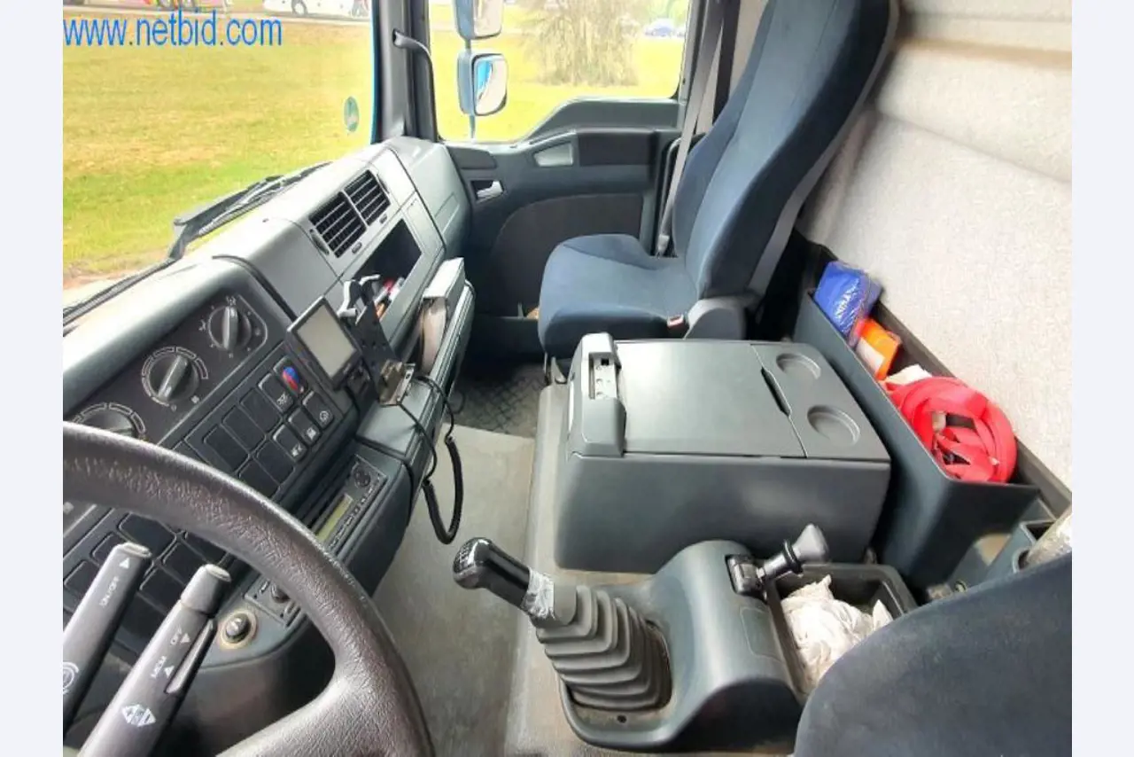 Máquinas para a produção de mobiliário para salas de estar-17