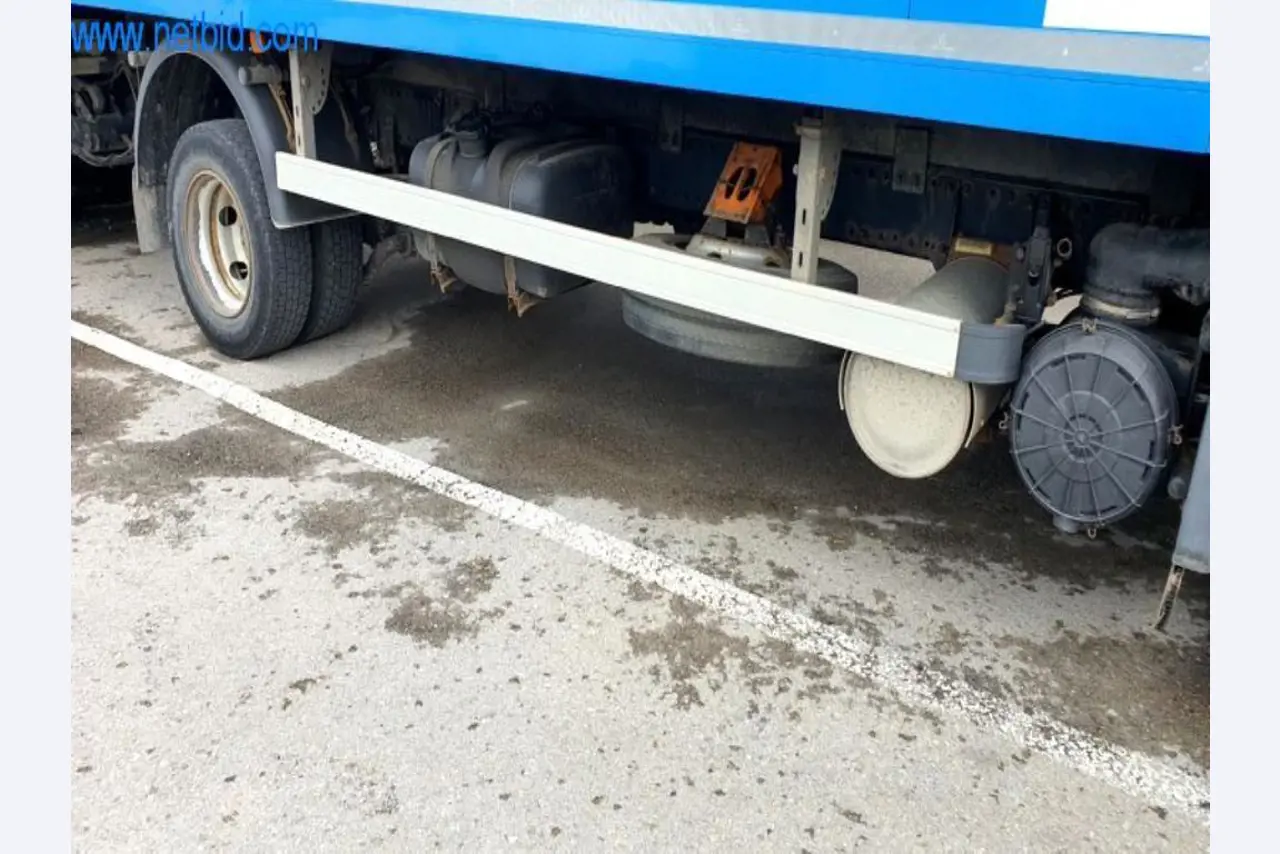 Máquinas para a produção de mobiliário para salas de estar-32