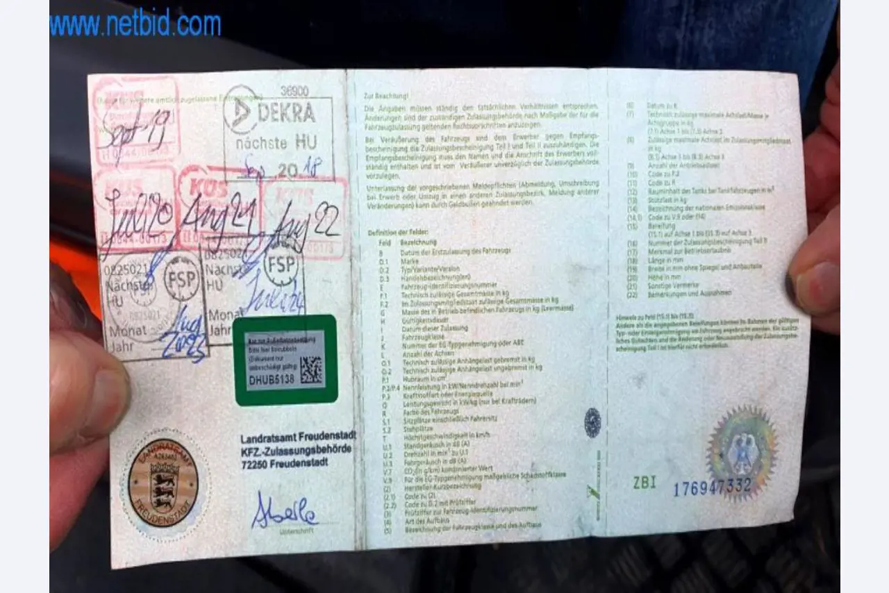 Máquinas para a produção de mobiliário para salas de estar-39