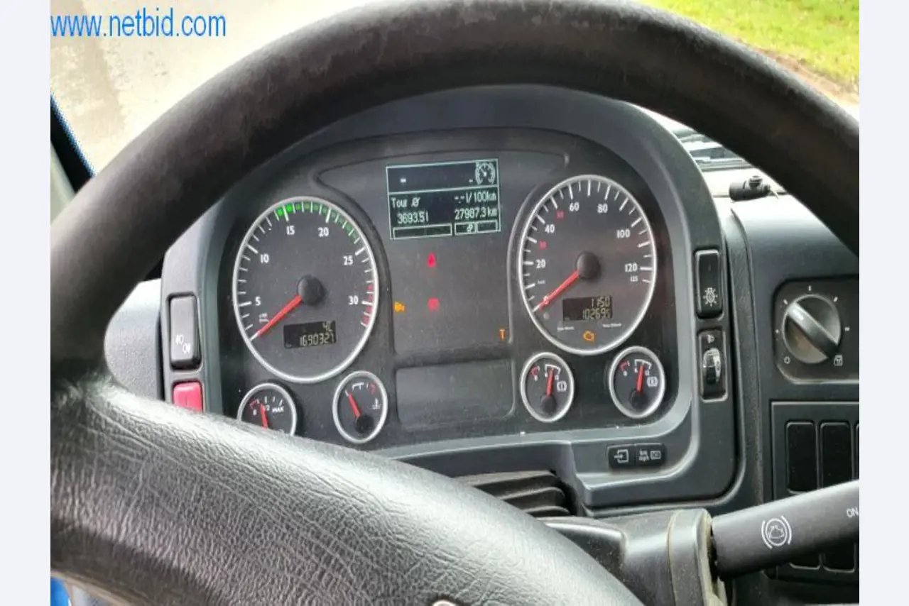 Máquinas para a produção de mobiliário para salas de estar-4