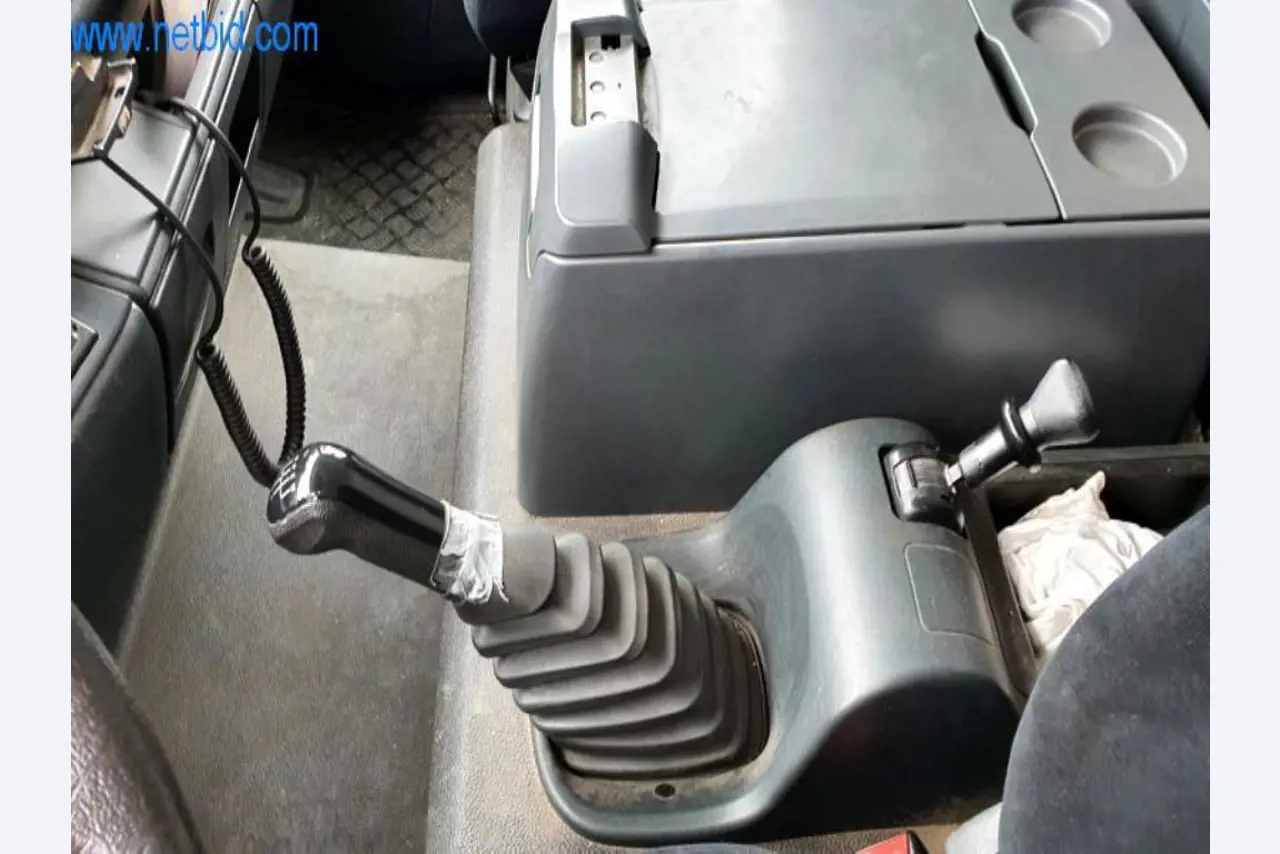 Máquinas para a produção de mobiliário para salas de estar-7