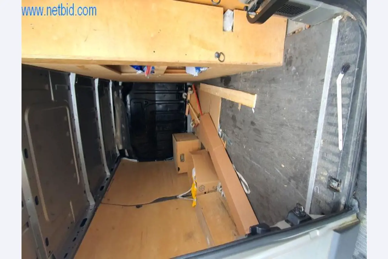 Máquinas para a produção de mobiliário para salas de estar-13