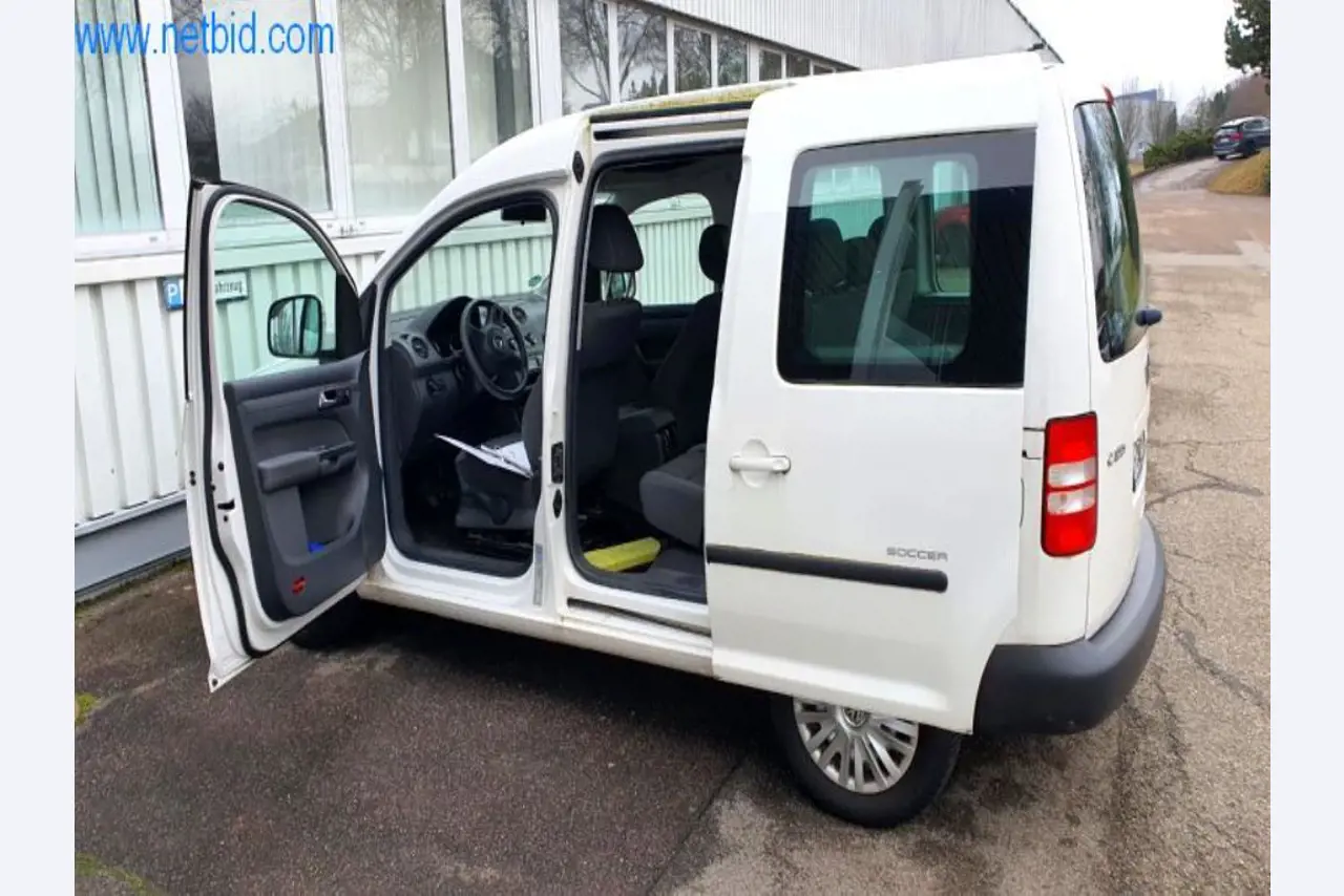 Máquinas para a produção de mobiliário para salas de estar-12