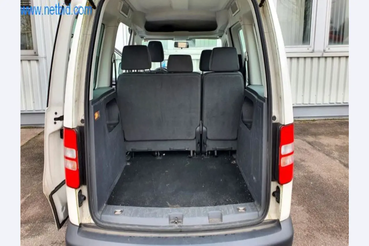 Máquinas para a produção de mobiliário para salas de estar-15