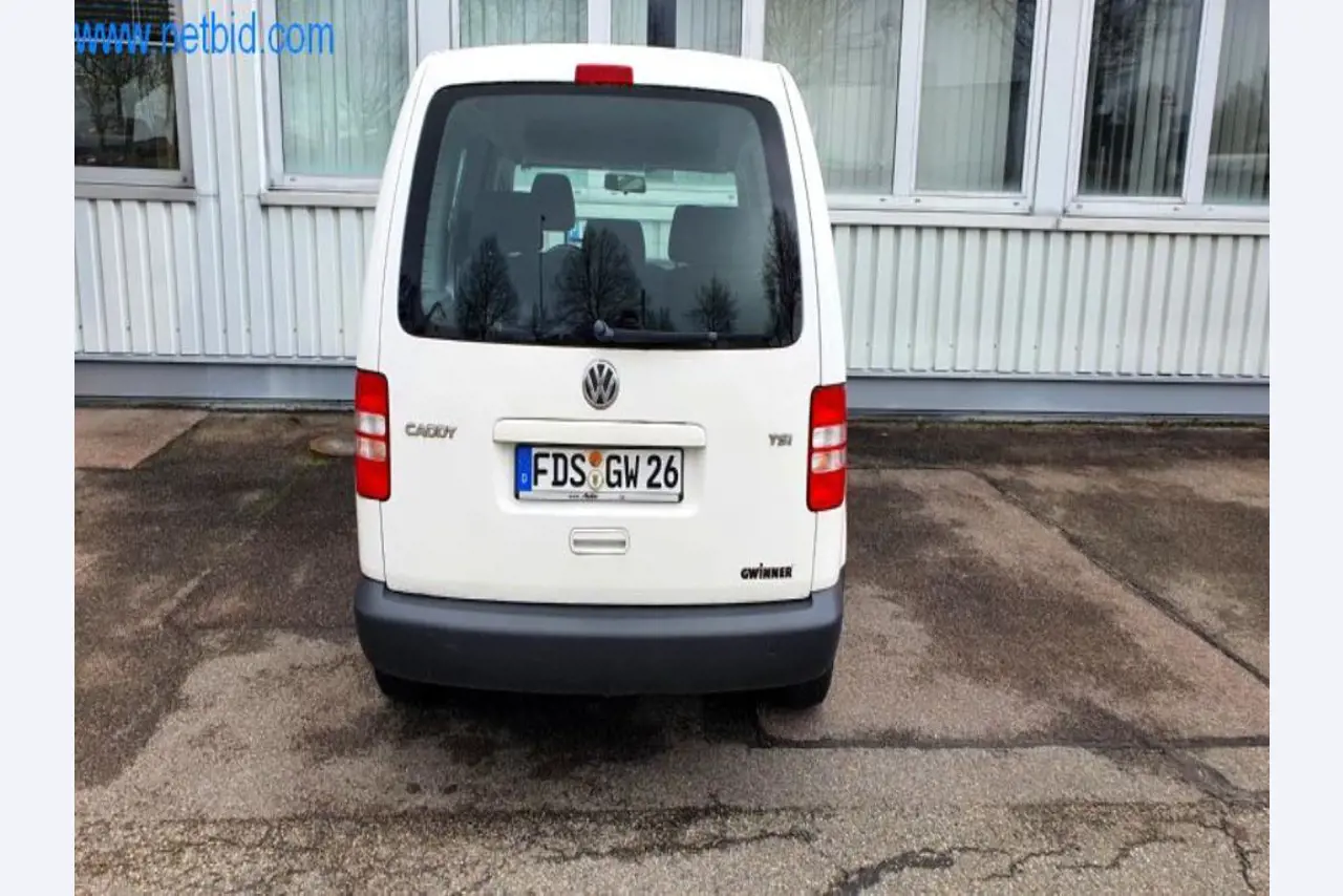 Máquinas para a produção de mobiliário para salas de estar-22