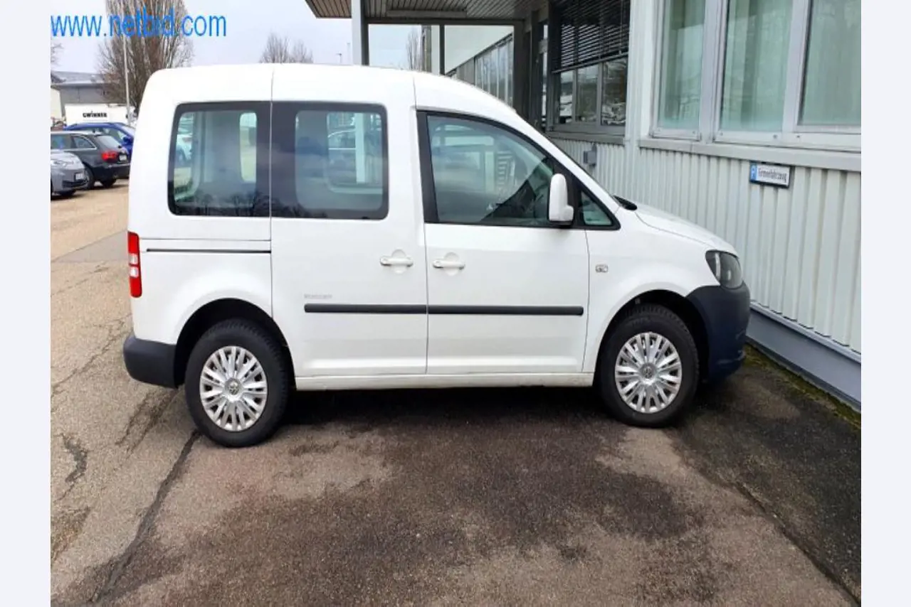 Máquinas para a produção de mobiliário para salas de estar-24