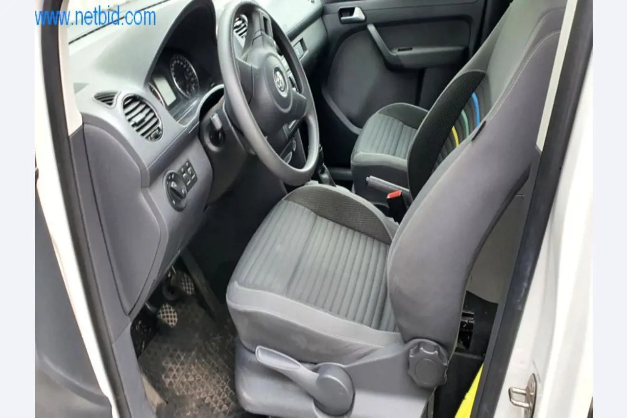 Máquinas para a produção de mobiliário para salas de estar-7