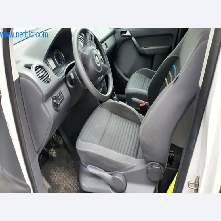 Máquinas para a produção de mobiliário para salas de estar-7