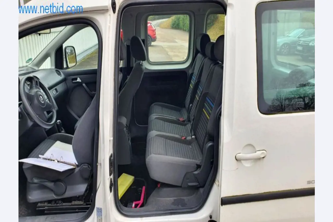 Máquinas para a produção de mobiliário para salas de estar-9