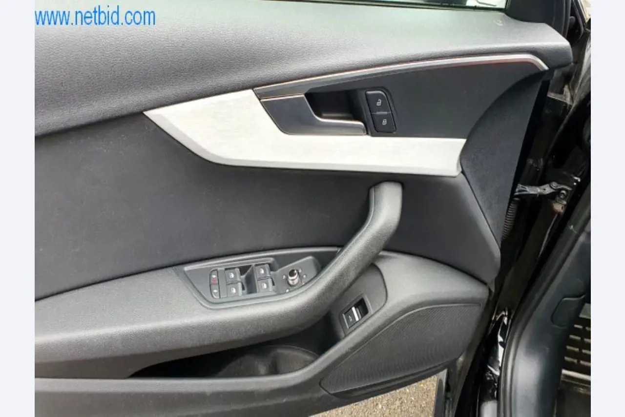 Máquinas para a produção de mobiliário para salas de estar-5