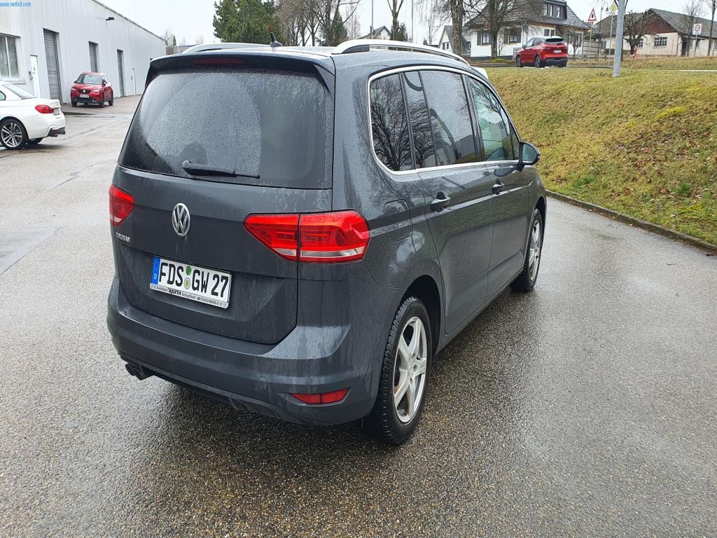 Máquinas para a produção de mobiliário para salas de estar-12