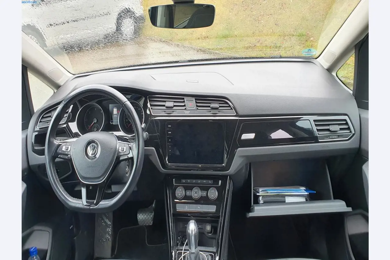 Máquinas para a produção de mobiliário para salas de estar-14